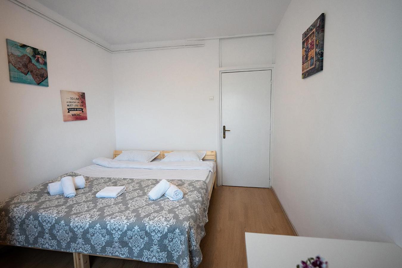 Aurel Vlaicu Apartment- Gara Brassó Kültér fotó